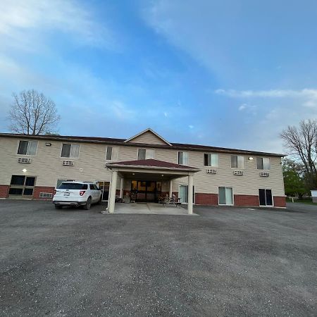 Fairview Inn Simcoe Exterior photo
